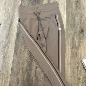 Women’s Vuori jogger leggings
